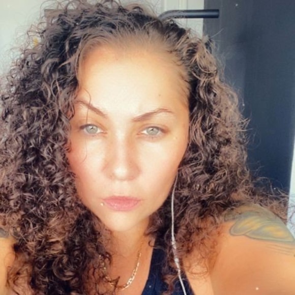 Meet your Posher, Tamika - Picture 1 of 1